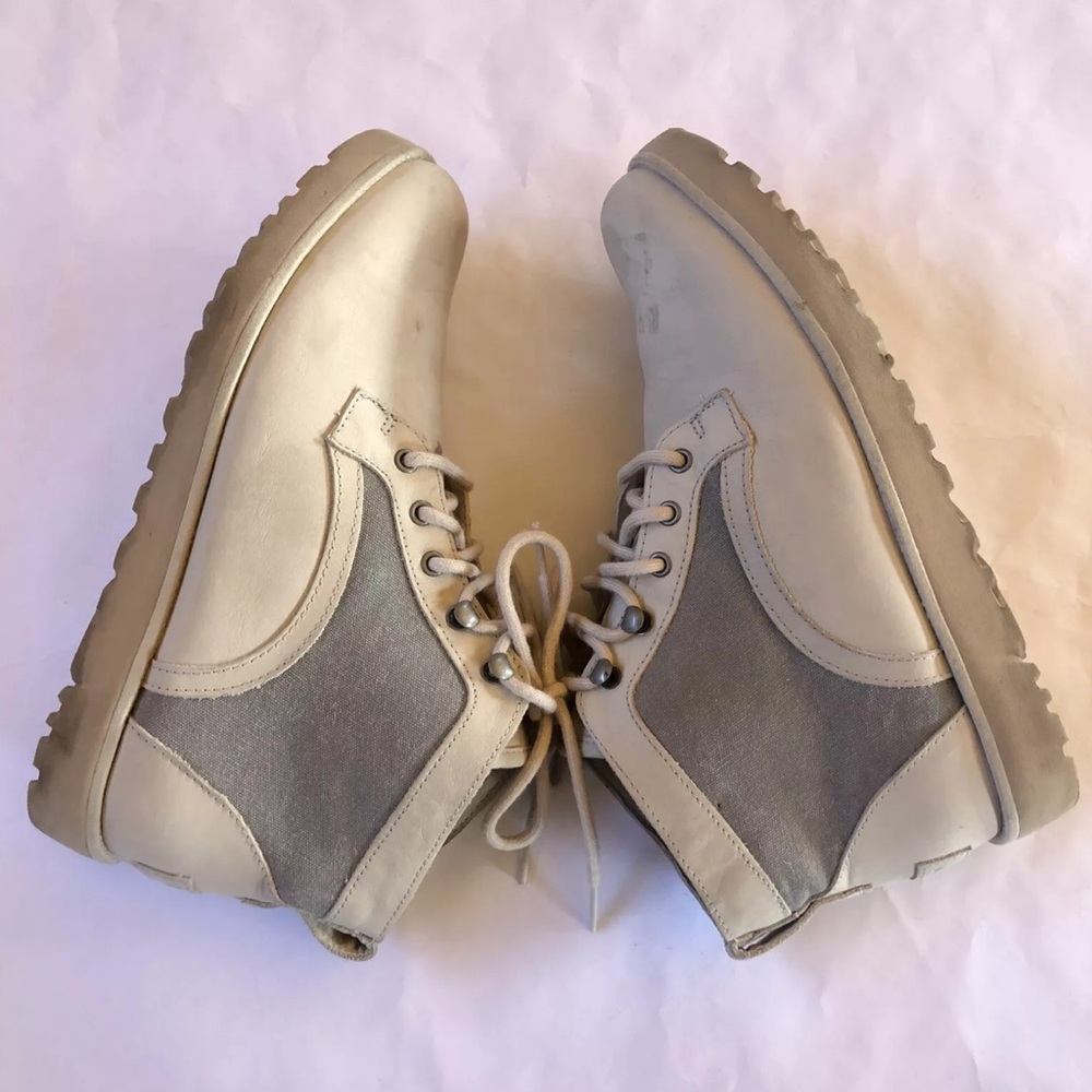 UGG AUSTRALIA BETHANY Canvas Biege 1016668 Womens 10 Nubuck Fur Lined